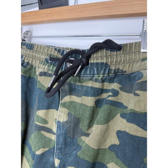 True Religion Camo Cargo Pants Men 34x32 Green Utility Drawstring Y2K Camoflauge - Picture 4 of 10